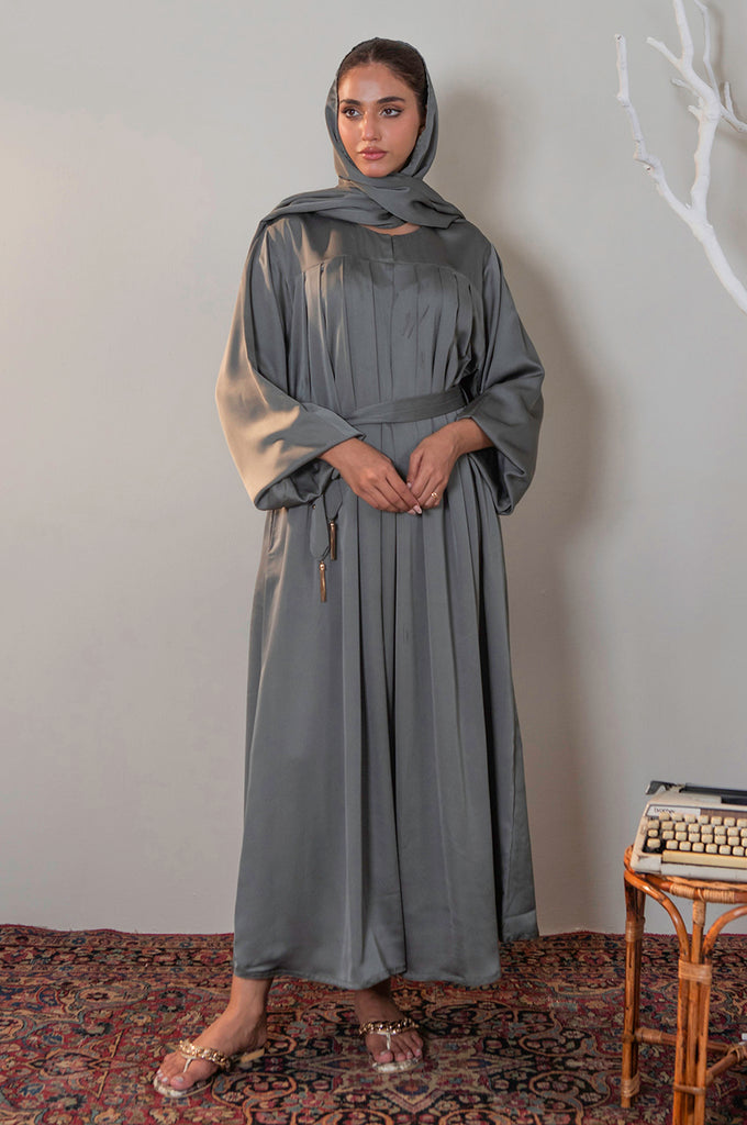 PLEATED ABAYA